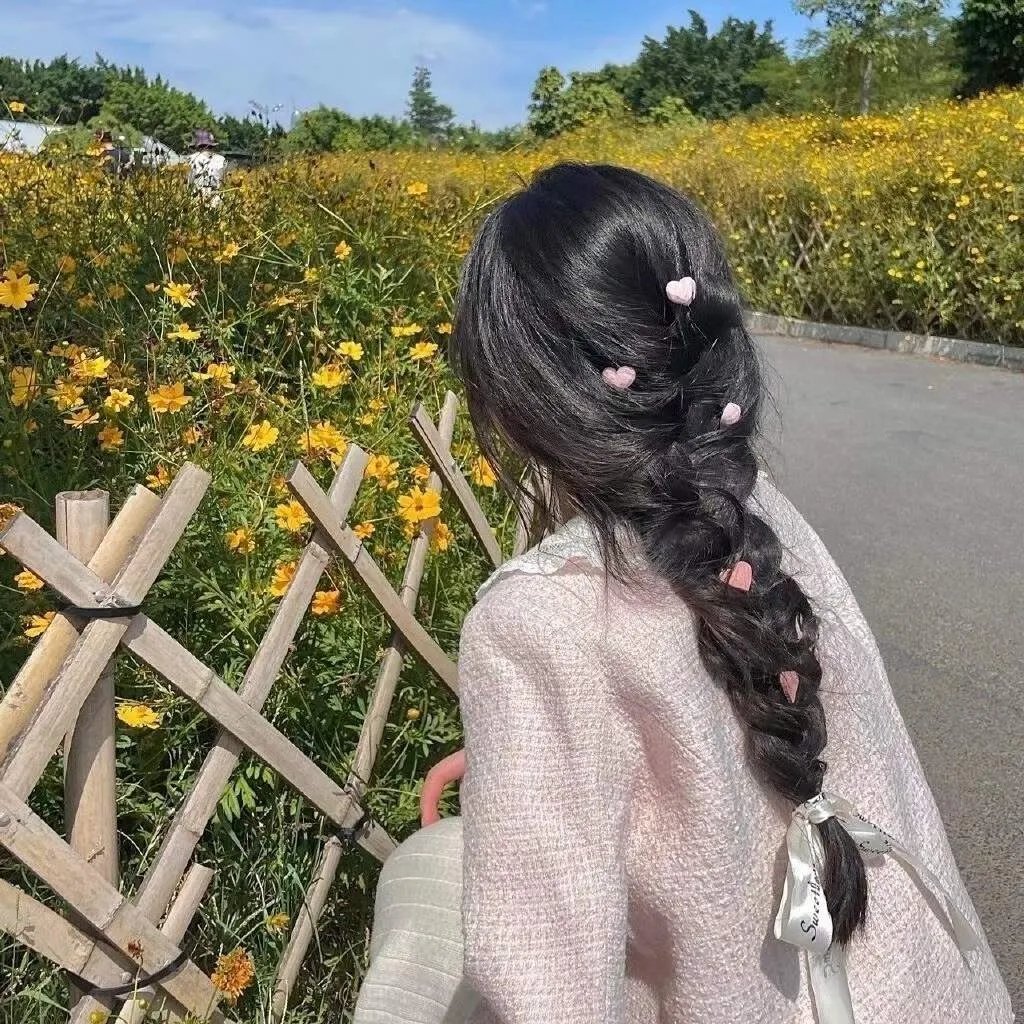 三凤嬉春